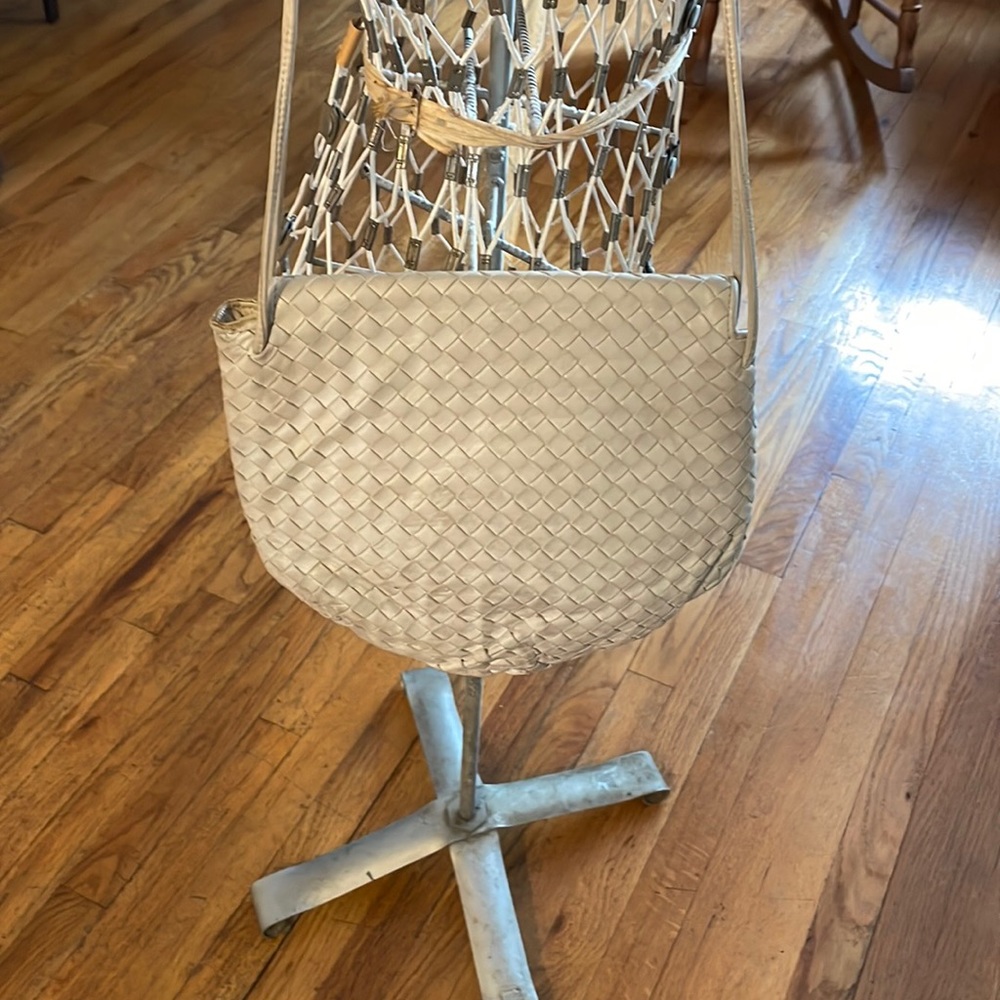 Bottega Venetta vintage 1980s cream leather woven bag - Picture 5 of 11